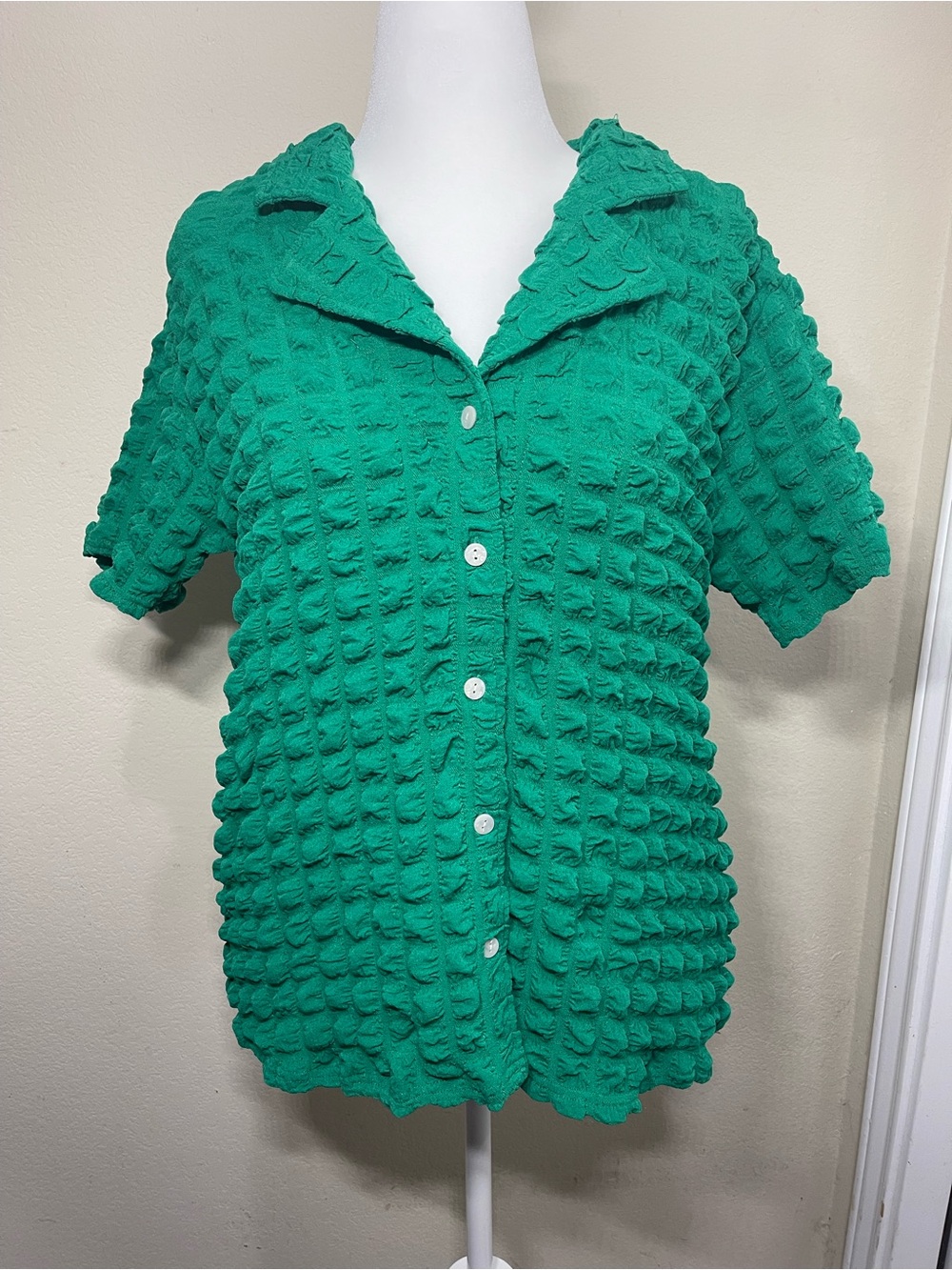 Versona Green Textured Button Front Collared Short Sleeve Blouse L